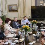 Επίθεση με τσεκούρι στην Εφορία Κοζάνης: Σε κρίσιμη κατάσταση δύο υπάλληλοι