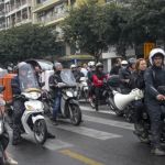 Γονική άδεια δύο μηνών και στον πατέρα όταν γεννιέται το παιδί