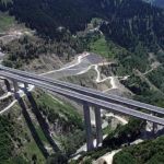 Γέμισε ο κόσμος ψεύτικους ανθρώπους