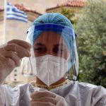 Ανοιχτά καταστήματα, σούπερ μάρκετ και κομμωτήρια την Κυριακή