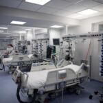 Κορωνοϊός: 5.157 κρούσματα, 88 θάνατοι, 697 διασωληνωμένοι-166 στην Περιφέρεια