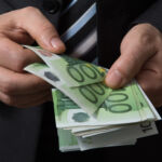 Κορονοϊός: 6.252 κρούσματα, 21 θάνατοι, 167 διασωληνωμένοι-84 στην Περιφέρεια