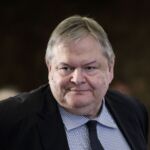 Χρέη στην Εφορία: Πώς θα αποκτήσετε ξανά τον έλεγχο του τραπεζικού λογαριασμού σας