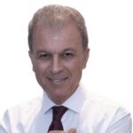 kozan.gr: Ώρα 22:05: Γ. Αμανατίδης σε νέα δήλωσή του έξω από το εκλογικό του κέντρο στην Κοζάνη: “Την αγκαλιά που μας “άνοιξαν” οι συμπολίτες μας την αισθανόμασταν όλο το προηγούμενο διάστημα. Ήταν στιγμές που λέγαμε πως αν αυτό αποτυπωθεί στην κάλπη τότε πραγματικά θα έχουμε ένα φοβερό αποτέλεσμα. Το 57% είναι 57% ευθύνες – Επειδή ακούστηκαν πάρα πολλά την προεκλογική περίοδο να είστε σίγουροι πως η συνεργασία μας με την κυβέρνηση θα είναι πάρα πολύ καλή” (Βίντεο)