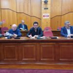 Συνελήφθη 43χρονος αλλοδαπός σε περιοχή της Κοζάνης,  ο οποίος μετέφερε παράνομα με Ι.Χ.Ε. αυτοκίνητο  τρεις αλλοδαπές