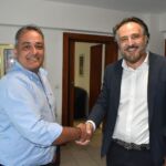 Η θεατρική παράσταση “Οι 3 Σωματοφύλακες” στο Υπαίθριο Δημοτικό Θέατρο