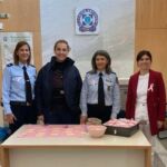 Ο παράξενος λόγος που τα κράκερ έχουν τρύπες