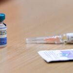 Είναι αλήθεια ότι… το σαμπουάν είναι απάτη, επειδή τα μαλλιά ξεπλένονται μόνα τους;