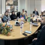 Πραγματοποιήθηκε διαδικτυακή διάλεξη με θέμα την Οπαδική Βία, «Υπάρχουν Λάθος Χρώματα;» που συνδιοργάνωσε η  Διεύθυνση Αστυνομίας Κοζάνης, με τη Διεύθυνση  Μονάδας Ασφάλειας και Προστασίας του  Πανεπιστημίου Δυτικής Μακεδονίας