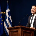 Των οικιών ημών εμπιπραμένων ημείς άδομεν. (του Δρ Νέστορα Κολοβού)