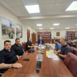 Στην εκρίζωση όλων των δέντρων στην πλ. Ελευθερίας προχωρά ο Δήμος Κοζάνης, με πόρους (;) από τη Δίκαιη Μετάβαση