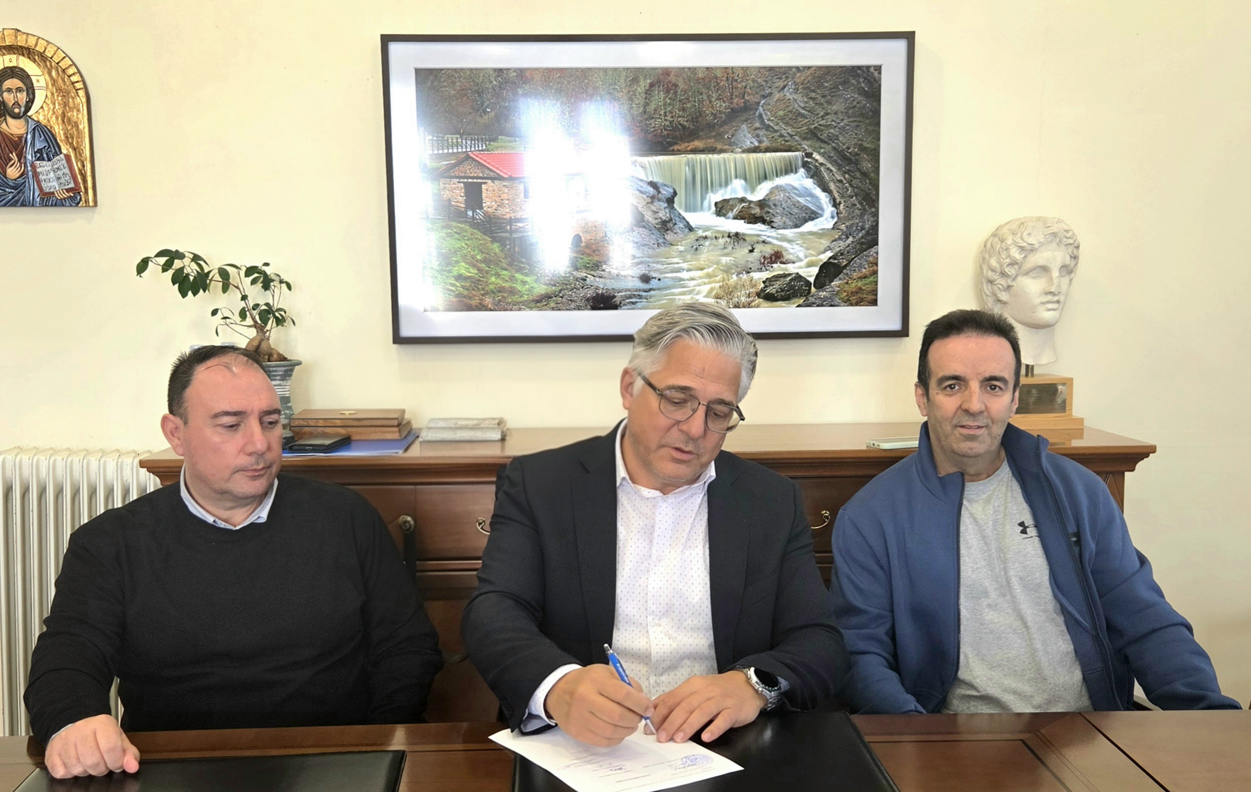 Δήμος Βοΐου: Υπογραφή πρωτοκόλλου παράδοσης–παραλαβής για το Σωφρονιστικό Κατάστημα στη Νεάπολη